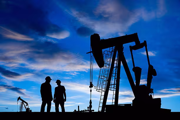 Brent Tembus US$115, Risiko Membesar